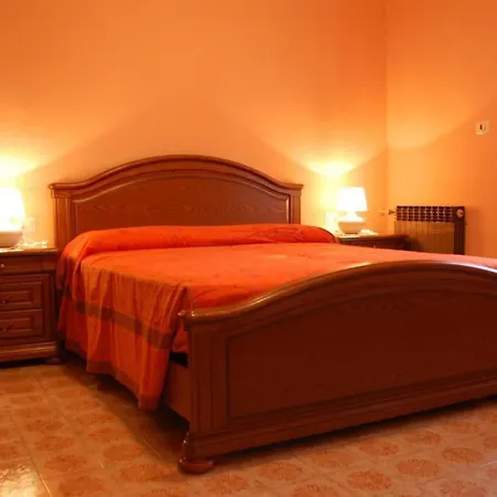 Apartment Wohnung Annetta Mit Sicht Auf See Und Berge 75 M² By Interhome 아파트 *