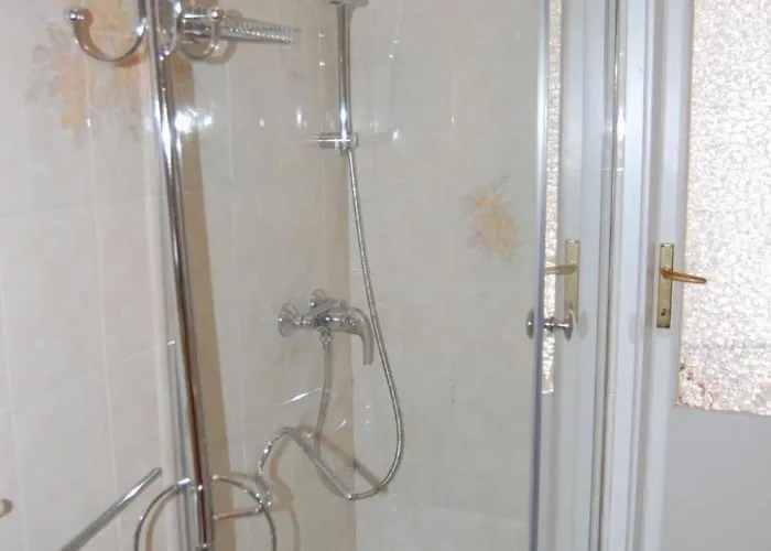 아파트 Apartment Wohnung Annetta Mit Sicht Auf See Und Berge 75 M² By Interhome 피아넬로 델 라리오