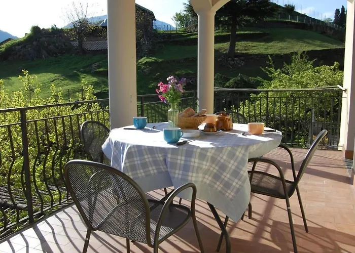 Apartment Annetta Mit Sicht Auf Und Berge 75 M² By Interhome